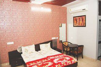 R K Hotel and Garden Restaurant, Bhavnagar 2